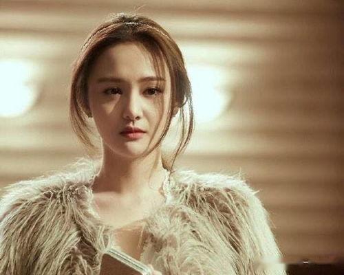 娱乐圈吃瓜爽文,揭秘明星背后的那些事,吃瓜群众狂欢时刻